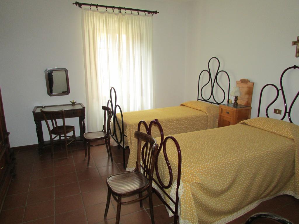 Agriturismo Dea Valfabbrica Екстер'єр фото